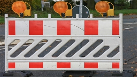 Auffahrtssperrung und Engpass zwischen Overath und Untereschbach aufgrund der Sanierung der  Entwässerungssanierung 