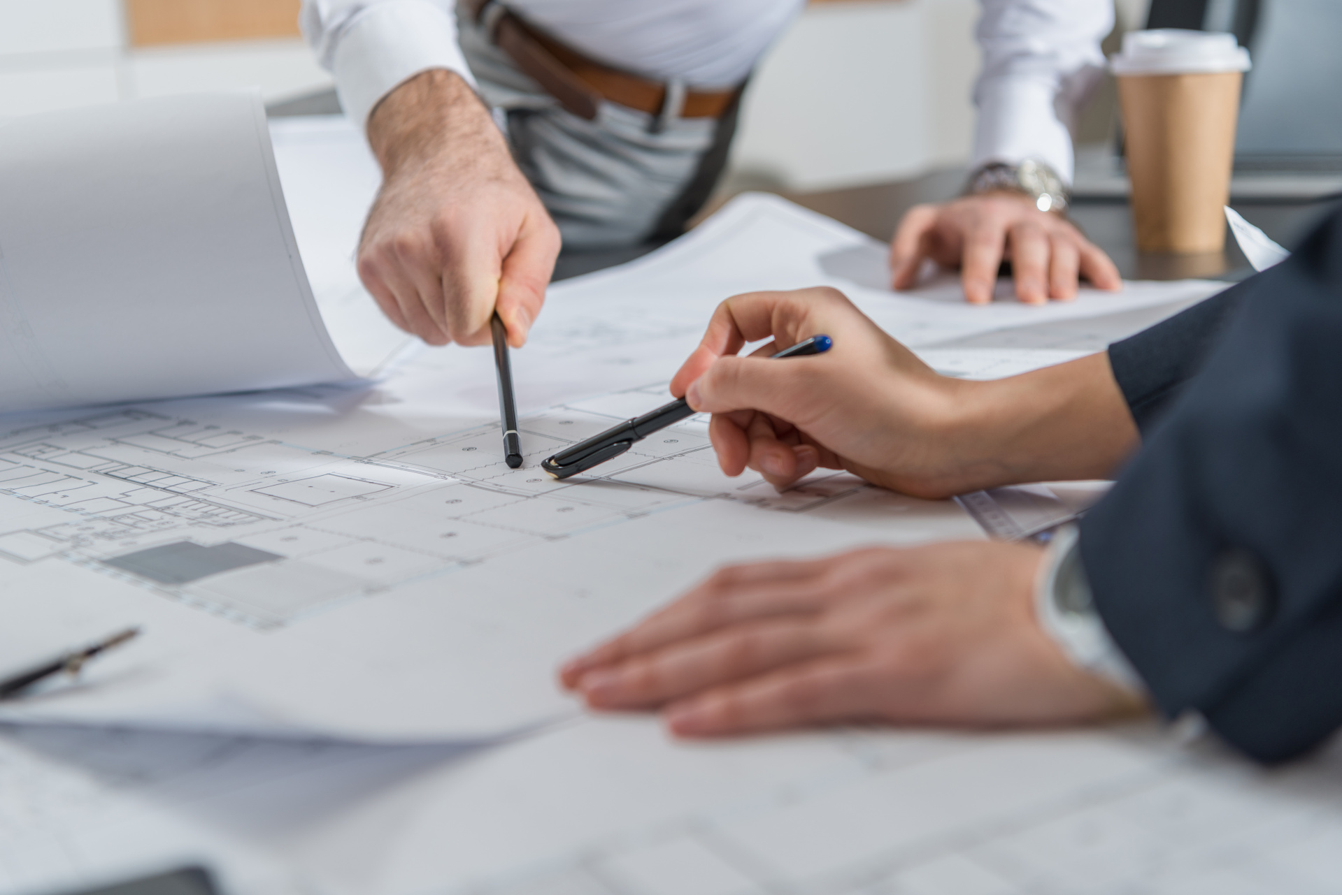 Baubesprechung mit 2 Personen