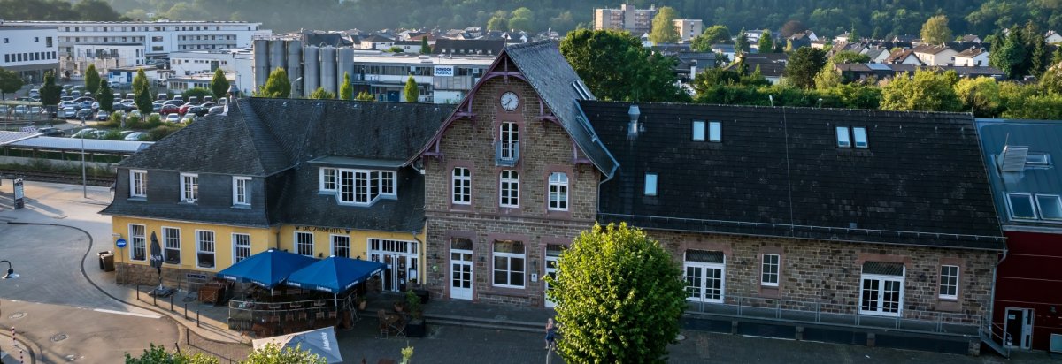 Luftbild Kulturbahnhof und Stadtmitte Overath