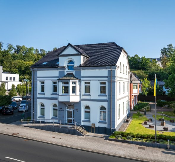 Das Rathaus der Stadt Overath, Frontansicht